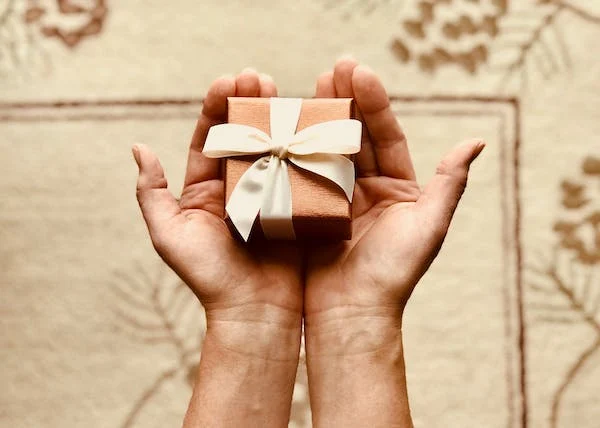 Quel cadeau offrir à quelqu’un qui a déjà tout ?