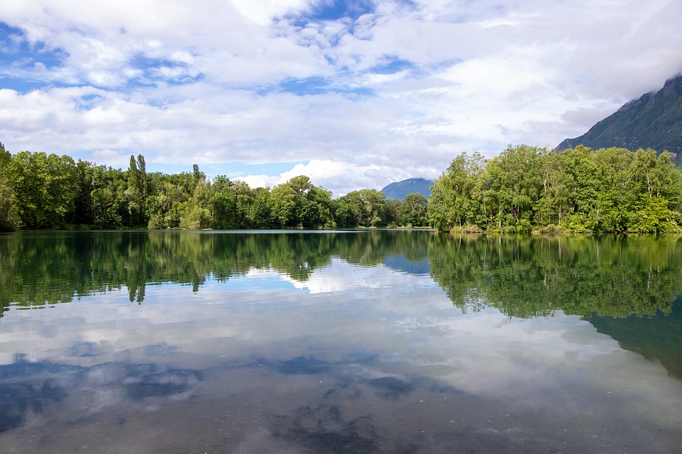 Choisir la Savoie : pourquoi cette région est devenue une destination incontournable